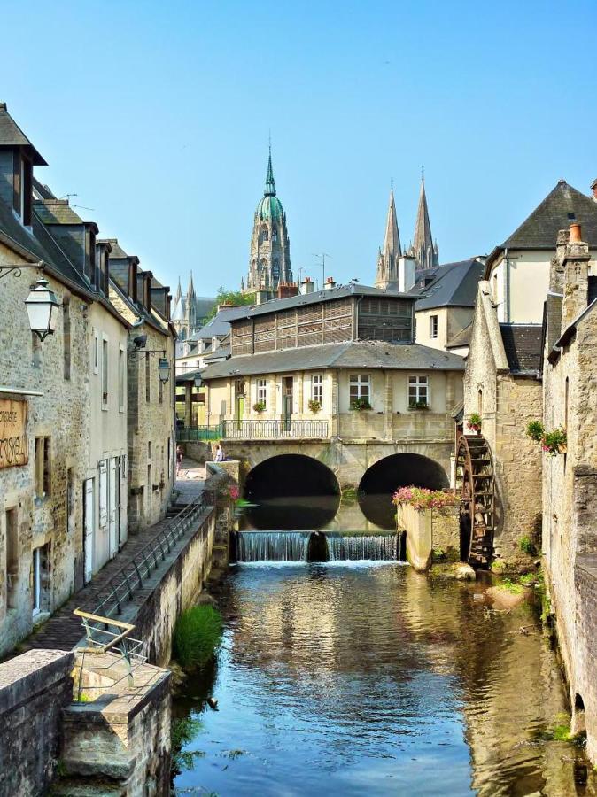 Gite De La Butte Le Molay-Littry Exterior photo